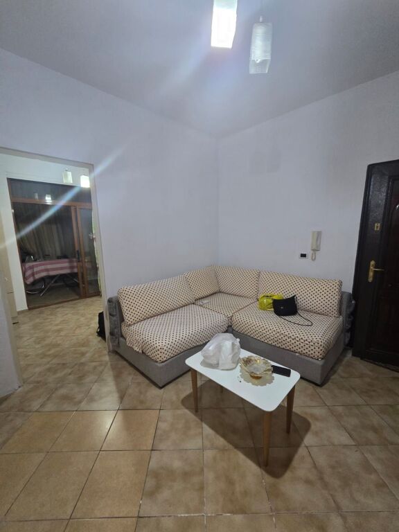 🏡 Jepet me qira Apartament 1+1