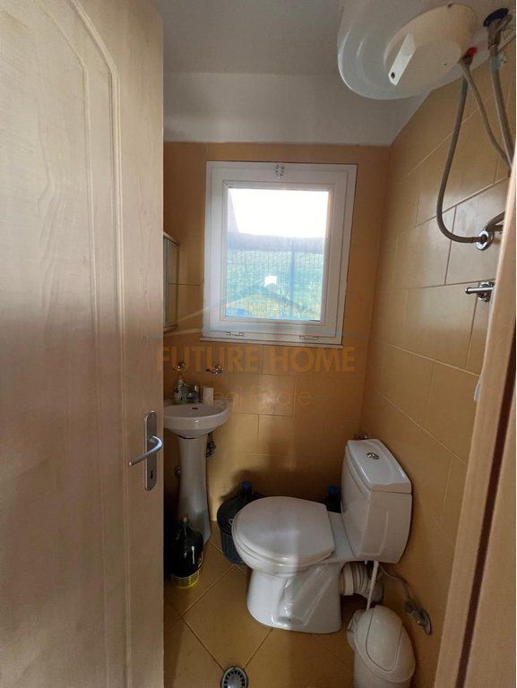 Qera, Penthouse 2+1+2, Mali i Robit, Kavajë