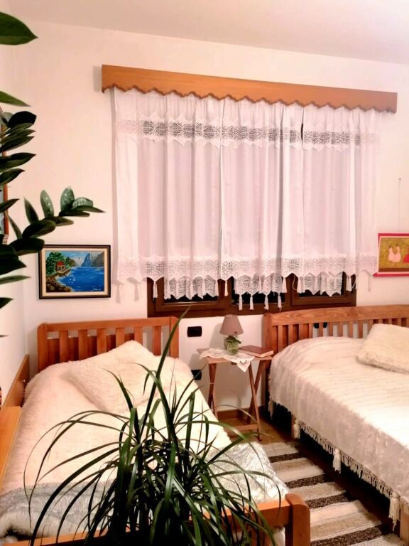 Jepet me qera apartament