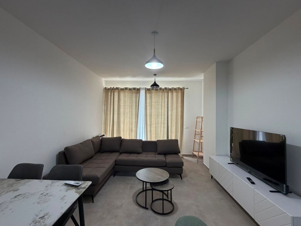 Affitto | Apartament 1 + 1 | Rruga Dritan Hoxha | 450 €/mese