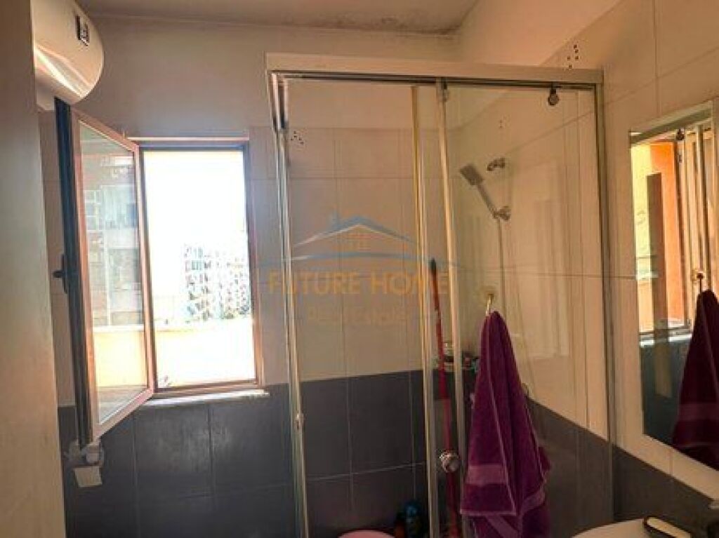 Apartment 2+1+ Walk-in Closet and Veranda for sale, Yzberisht, Tirana