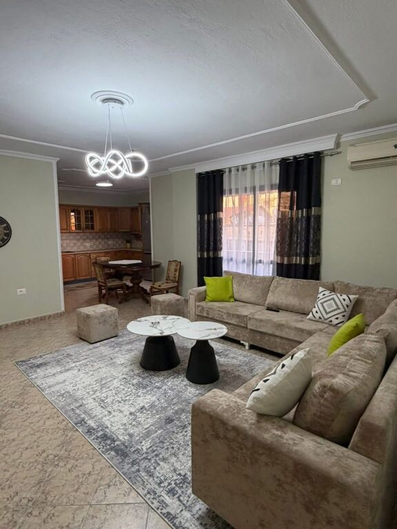 Appartamento 2+1 in affitto in Via Myslym Shyri, Tirana