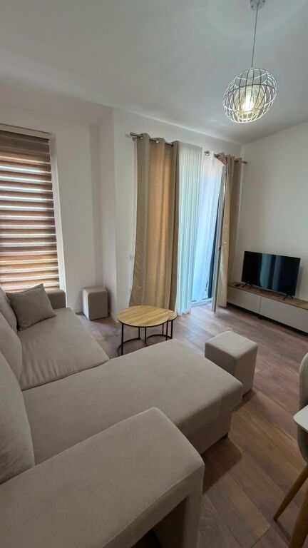 Shitet Apartament 1+1 +Post Parkim – Paskuqan