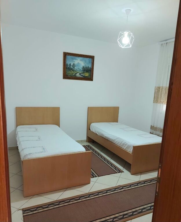 For rent 2+1 Train Station 500 thousand lek