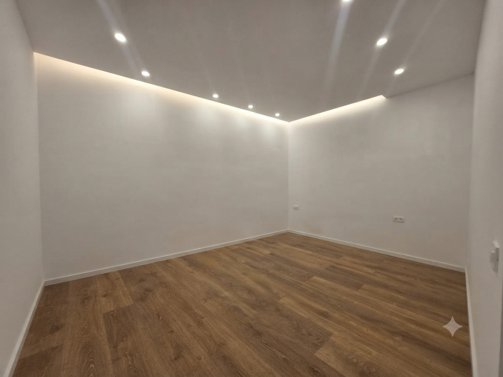 Shitet ,Apartament 1+1, Komuna e Parisit, Tirane