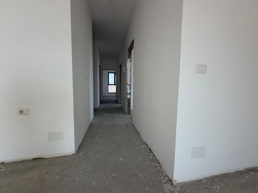 Apartment 3+1+2 for Sale - Former Customs, Tirana Entry 1