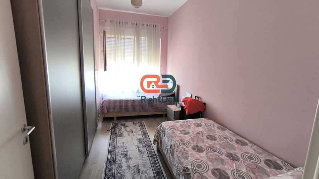 Ne Ali Dem, Tek Kompleksi Mangalem 21, Shitet Apartament 2+1 Me Hapesira Te Bollshme !!!
