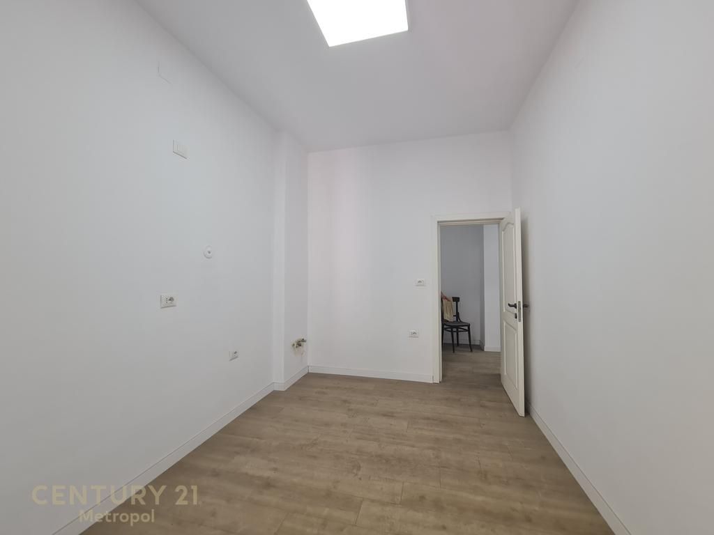 Office space for rent in Myslym Shyri, Center-Tirana!
