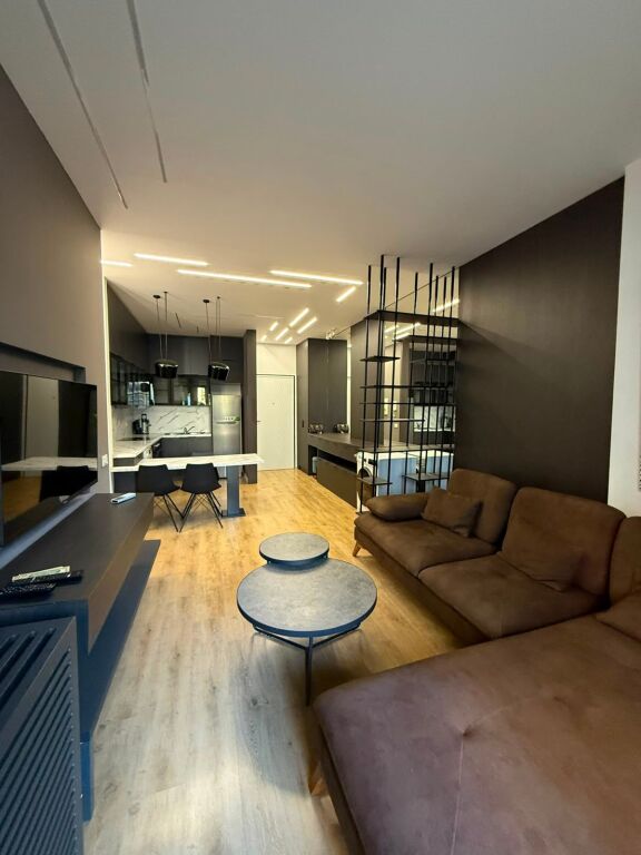 Apartament 2+1 per shitje tek Rruga e Kosovareve.