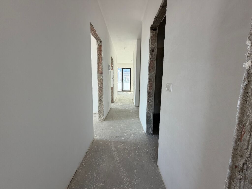 Apartment 3+1+2 for Sale - Former Customs, Tirana Entry 1