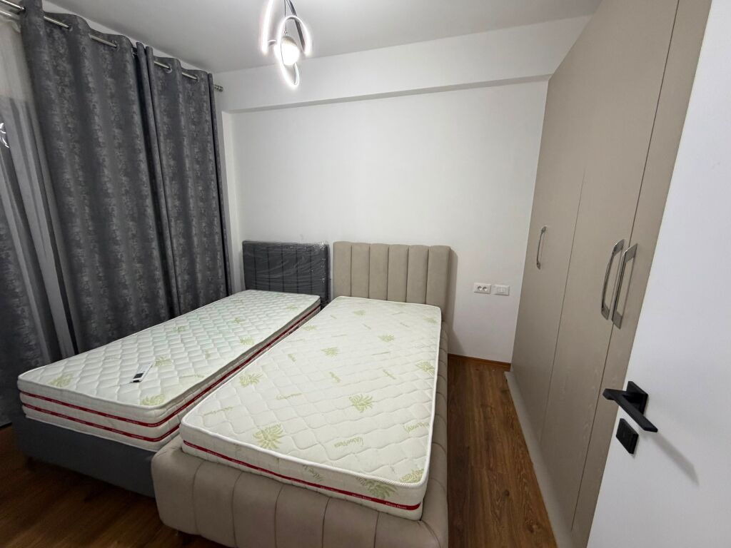 Jepet me qera 2+1 + parkim kodra djellit 2
