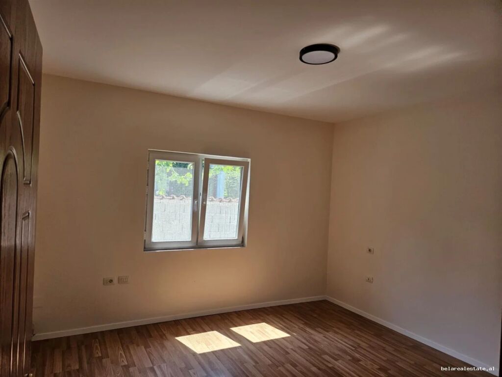 Vile Me Qera 2+1 Ne Laprake (ID BV22667) Tirane