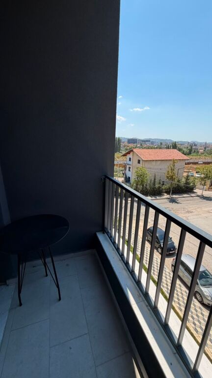 Shitet Apartament 1+1 +Post Parkim – Paskuqan