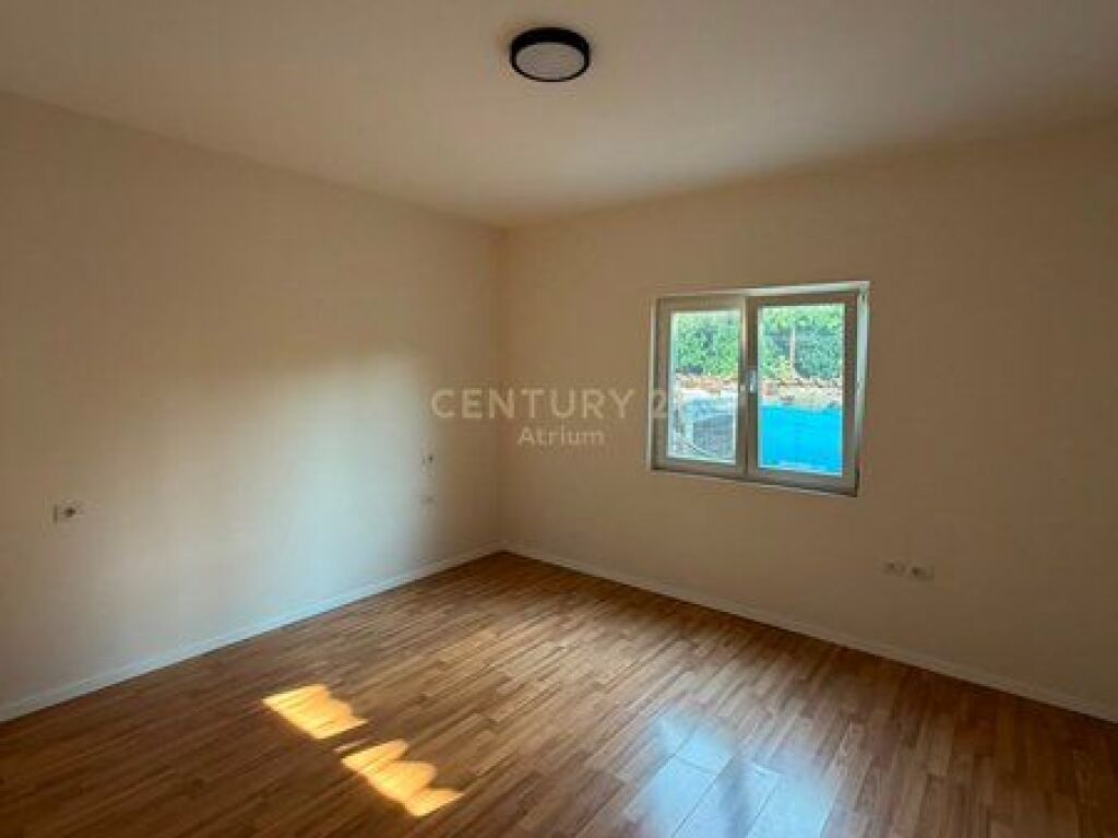 FOR RENT 2+1 APARTMENT IN A PRIVATE VILLA IN LAPRAKE!