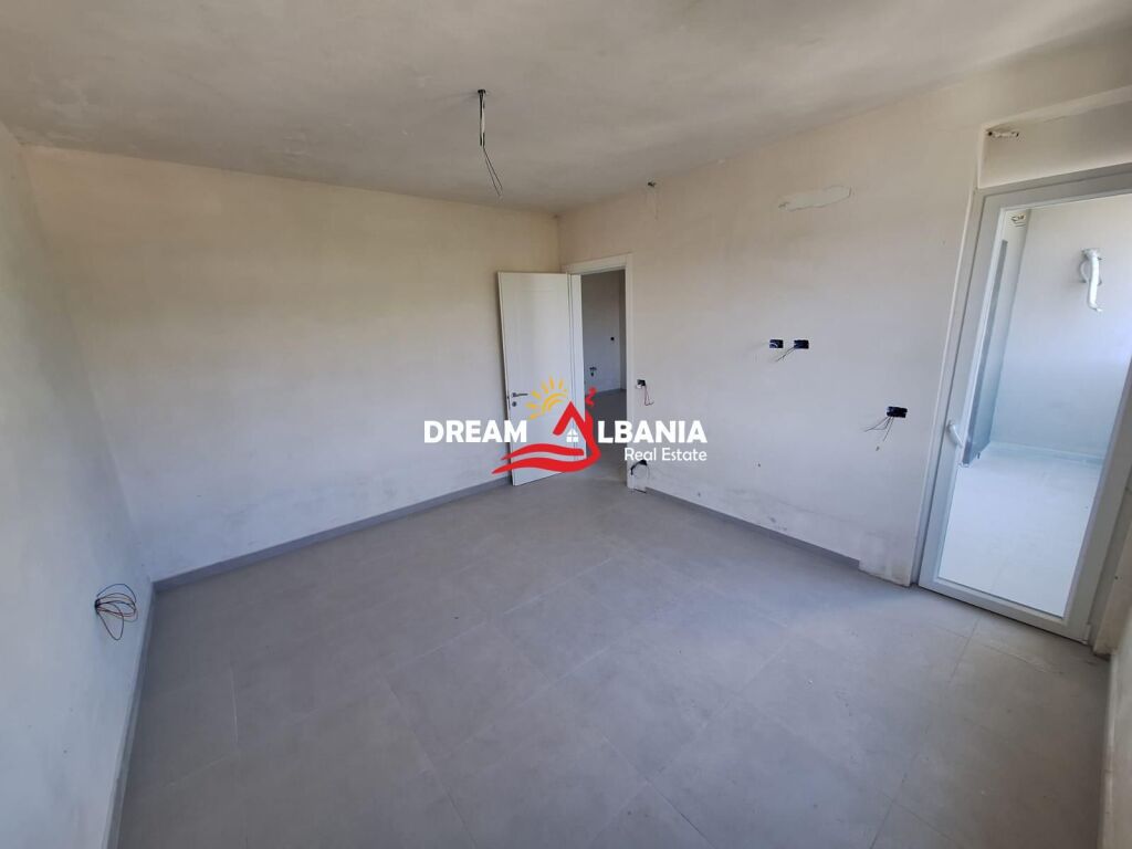 Shiten Apartamente 1+1 Tek Mali Robit,Golem (41111619)