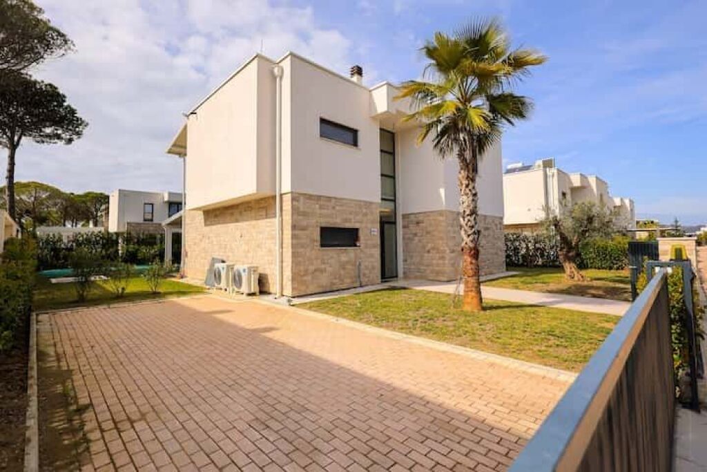 Vilë Ekskluzive në Shitje | San Pietro Residenc