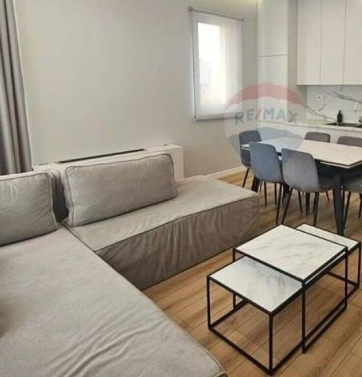 Apartament 3+1 per qira tek Liqeni i Thate ID: 530181101-319