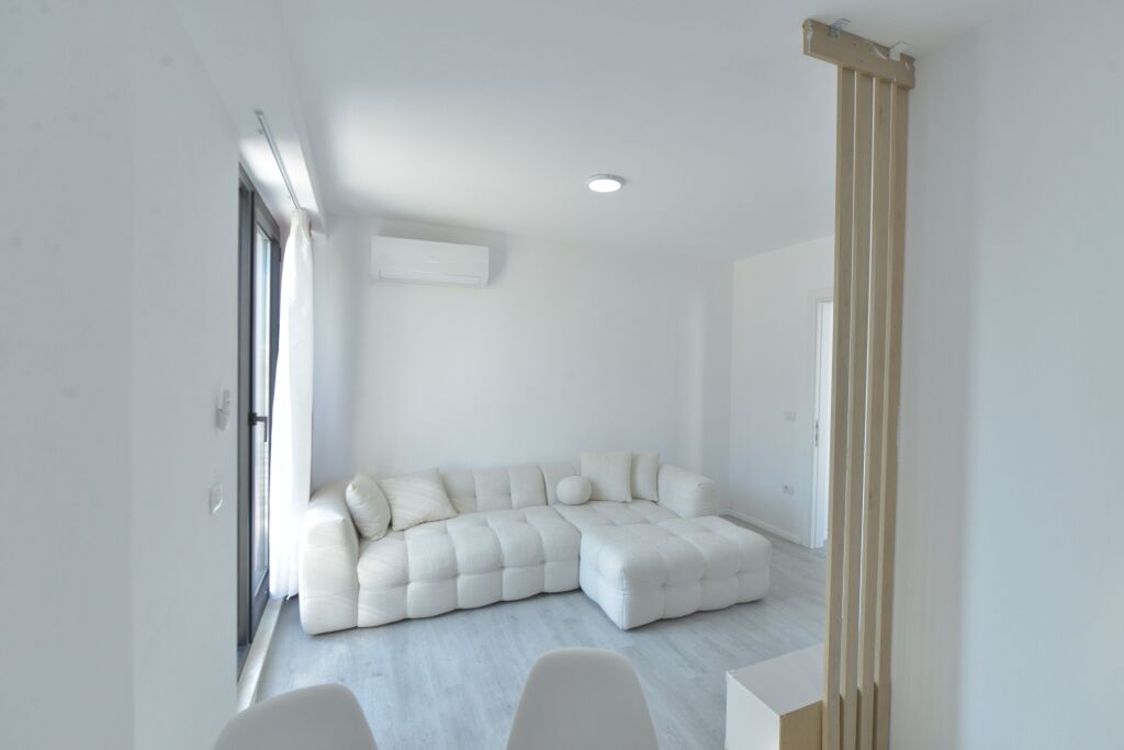 Jepet me Qira Apartament 2+1 tek Trudiu Gardens
