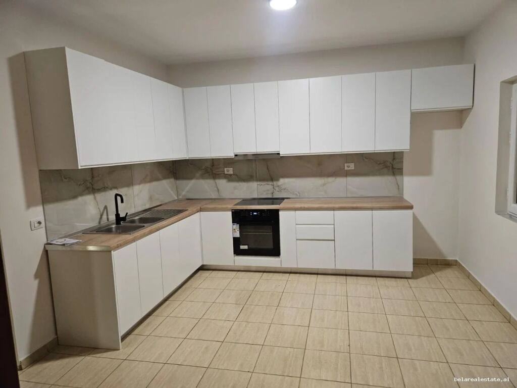 Vile Me Qera 2+1 Ne Laprake (ID BV22667) Tirane