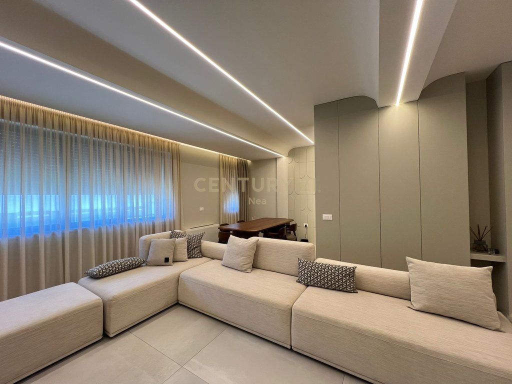 For rent super duplex invested in details at the extension of the Kodra e Diellit Residence !!