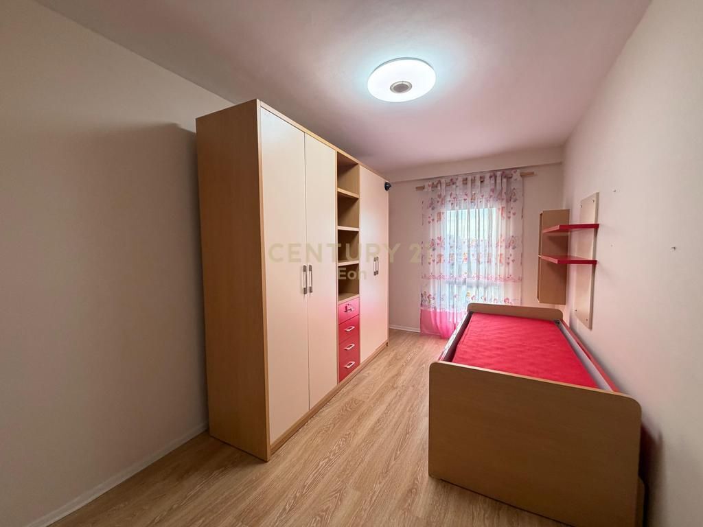 Affitto, Appartamento 2+1+2, vicino a UKD, Durres !