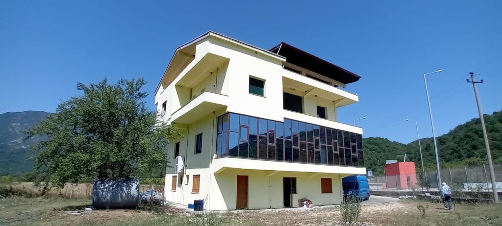 SHITET KOMPLEKS GODINE HOTEL &amp;RESTORANT CARCOVE PERMET