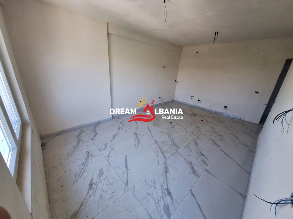 Shiten Apartamente 1+1 Tek Mali Robit,Golem (41111619)