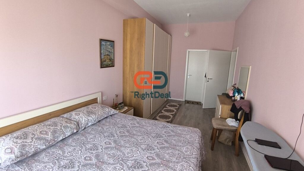Ne Ali Dem, Tek Kompleksi Mangalem 21, Shitet Apartament 2+1 Me Hapesira Te Bollshme !!!