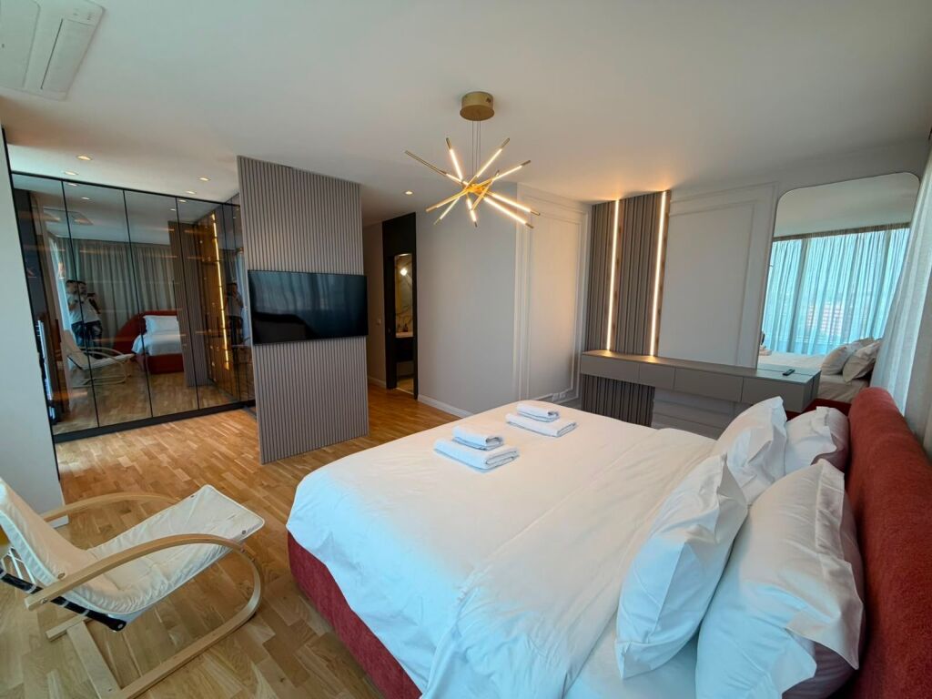 Qera 3+1 + 2 poste parkimi Lake view residnece