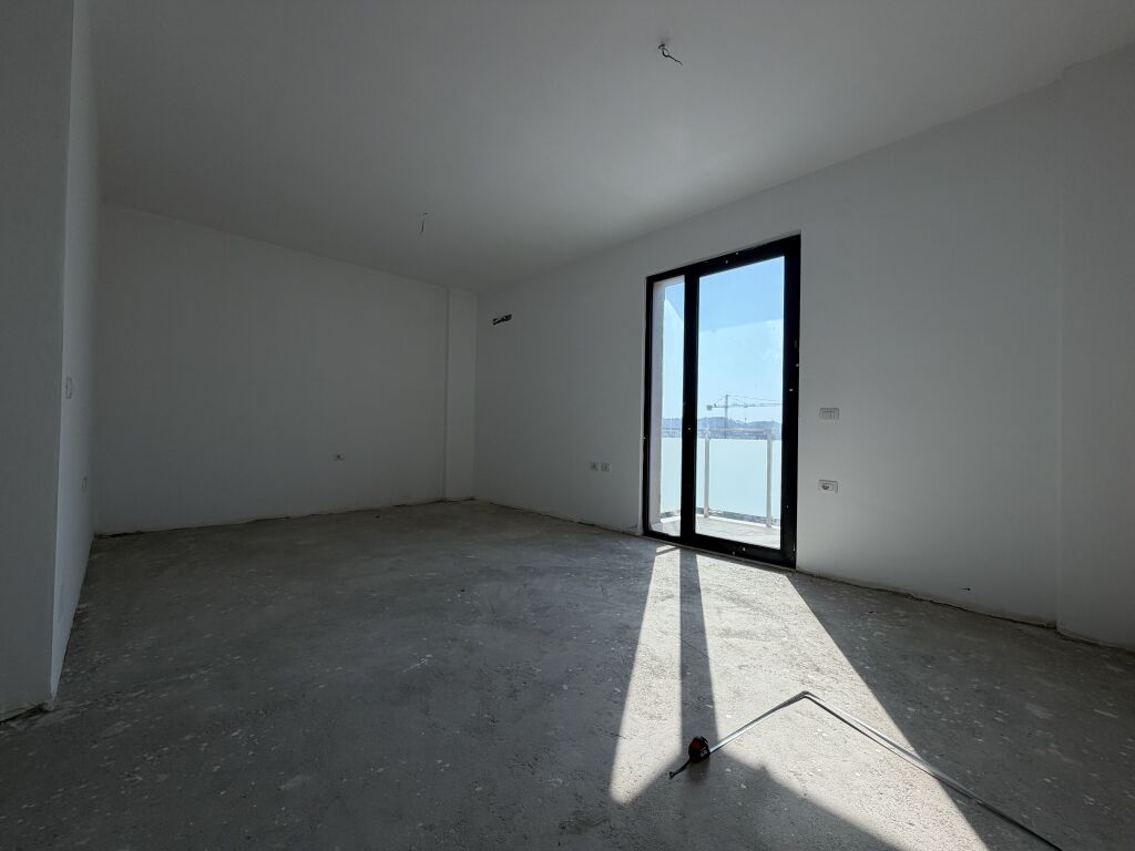 Apartment 3+1+2 for Sale - Former Customs, Tirana Entry 1