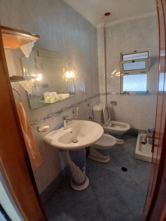 Shitet Apartament 2+1 në Vala Park, Lagjja 18, Durrës