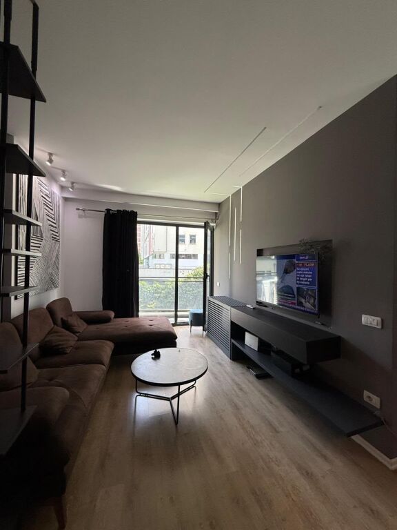 Apartament 2+1 per shitje tek Rruga e Kosovareve.