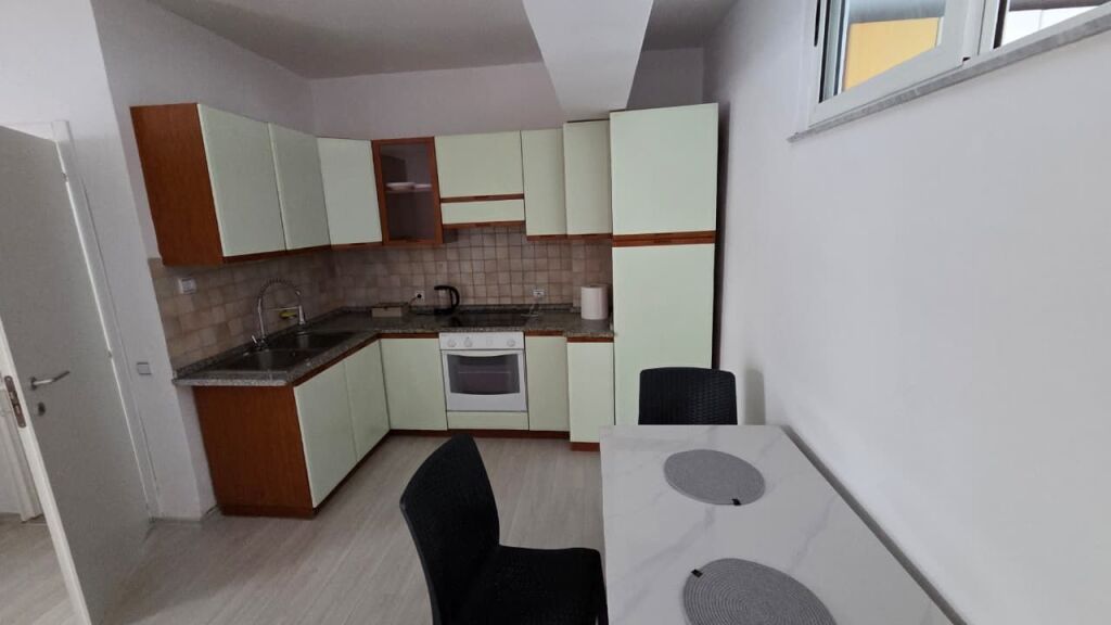 🏡 Shitet Apartament 1+1 në Plazh