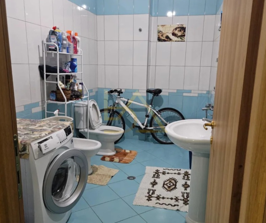 Apartament 3+1 për Shitje – Vilat Gjermane, Tiranë