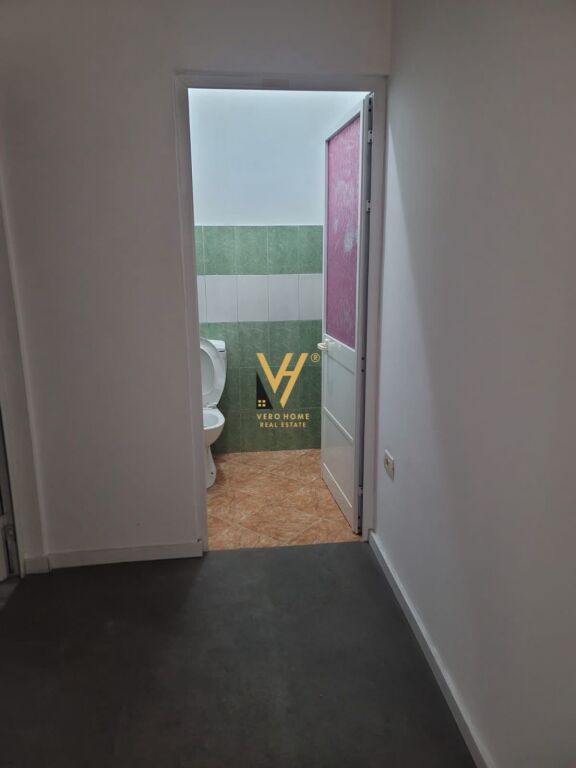 UFFICIO 220 M2 IN AFFITTO IN VIA DRITAN HOXHA 150.000 LEKE