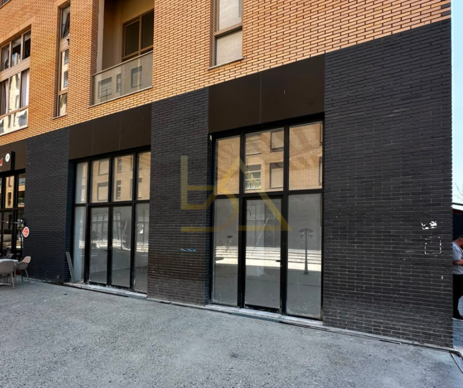 Business Premises for Rent – Xhamllik, Nikolla Zoraqi Street, Tirana