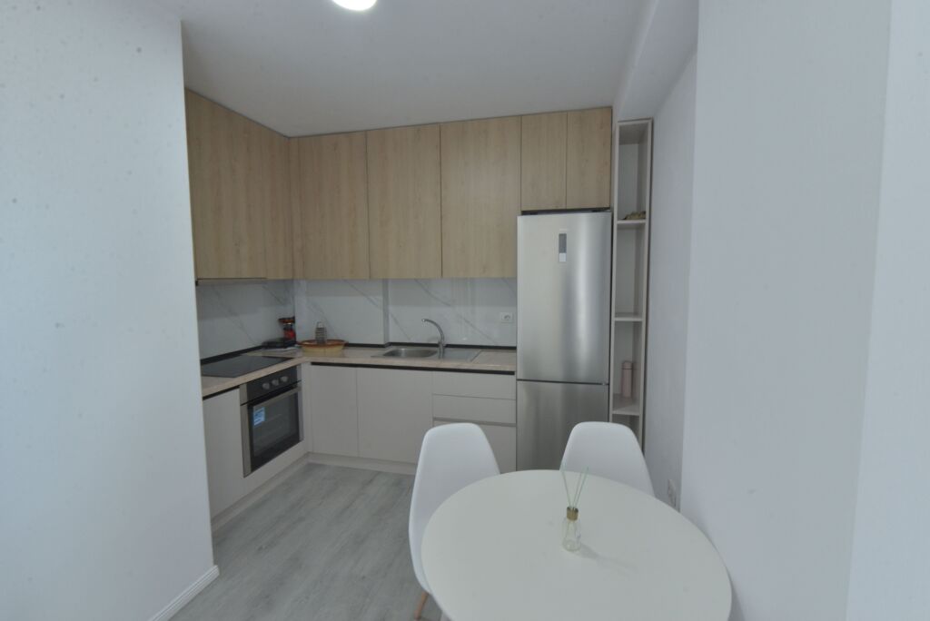 Jepet me Qira Apartament 2+1 tek Trudiu Gardens