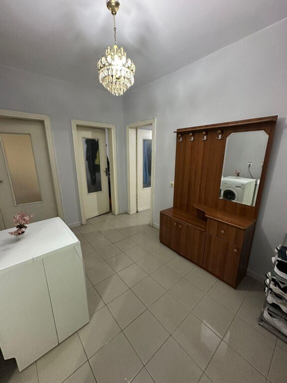 Rent | Apartament 2 + 1 | Bulevardi Zogu i Parë | 550 €/month