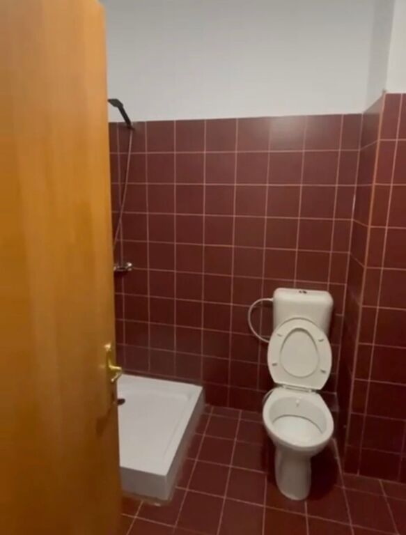 Apartament 1+1 per shitje ne Astir prane Kompleksit Fratari