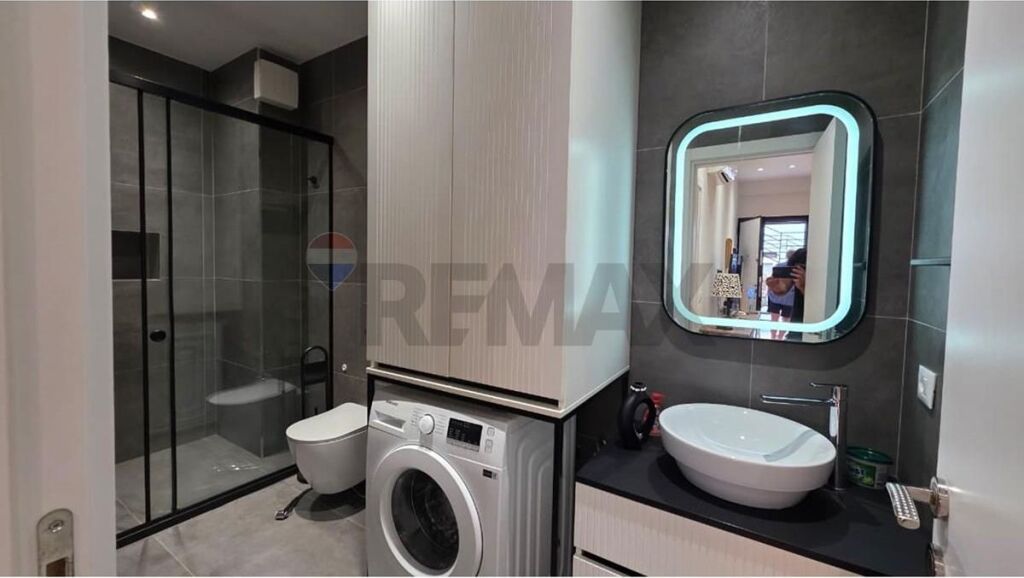 Jepet me qira apartament 1+1 plus verande tek Kodra