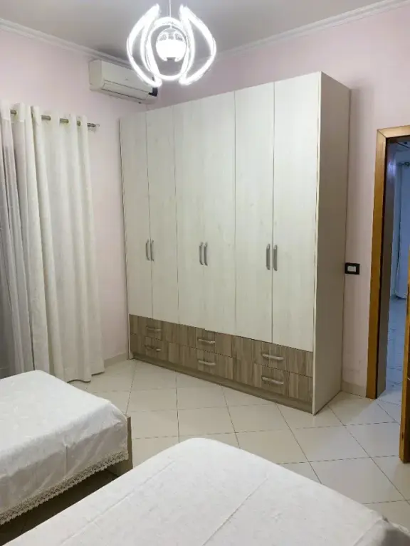 Qera | Apartament 2 + 1 | 5 Maji | 600 €/muaj