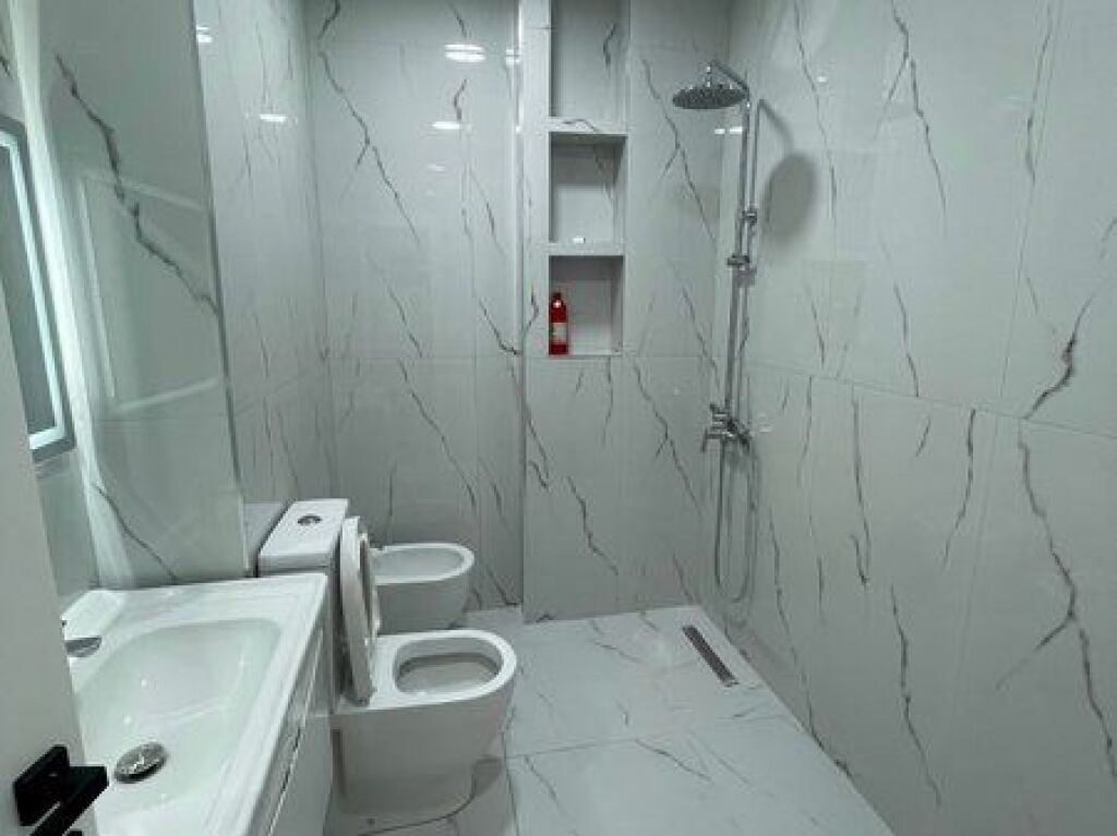 In vendita, Appartamento 1+1, 21 Dhjetori, Tirane