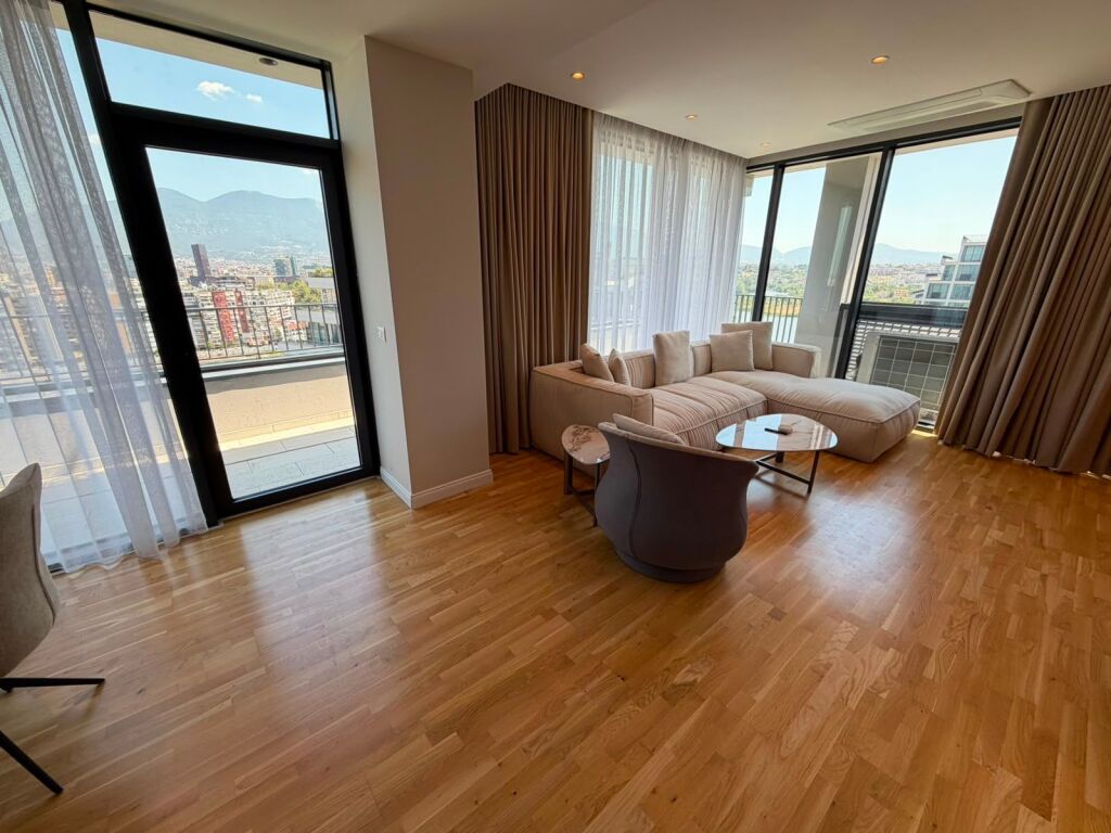 Qera 3+1 + 2 poste parkimi Lake view residnece