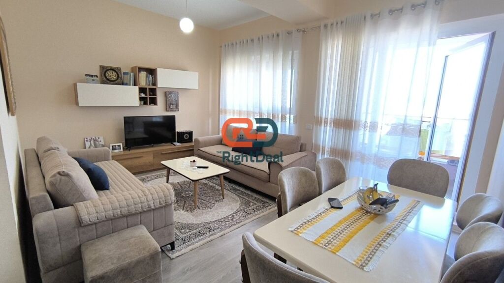 Ne Ali Dem, Tek Kompleksi Mangalem 21, Shitet Apartament 2+1 Me Hapesira Te Bollshme !!!