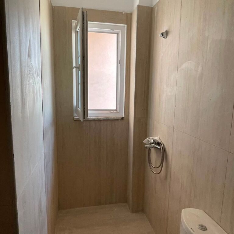 SHITET APARTAMENT 2+1 NE ZONEN E SPITALLES, DURRES