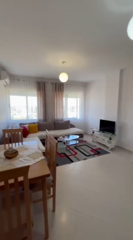 Apartment 1+1, Yzberisht!