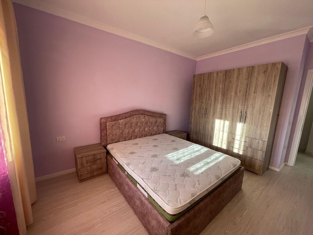 JEPET ME QIRA APARTAMENT 1+1 PRANE RRUGA SE ELBASANIT!