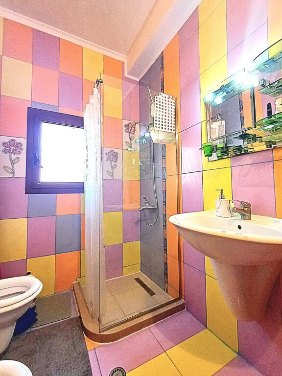 Jepet me qera apartament