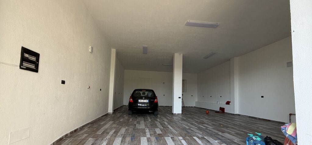 Qera | Magazinë | Kodra E. Priftit | 500 €/muaj