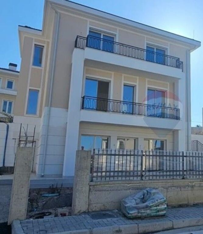 Villa - In Vendita - Collina Verde, Tirana!!!! ID: 530571005-140